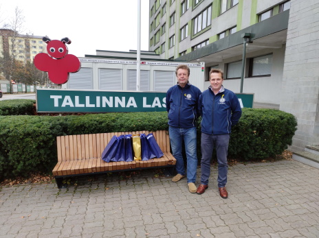 Lions klubi Tallinn/VIA kinkis lastehaiglale tahvelarvutid